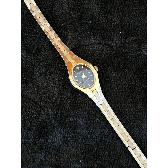 VINTAGE LADIES YELLOW GOLD FILL/ STAINLESS DIAMOND QUARTZ WATCH NEW BATTERY